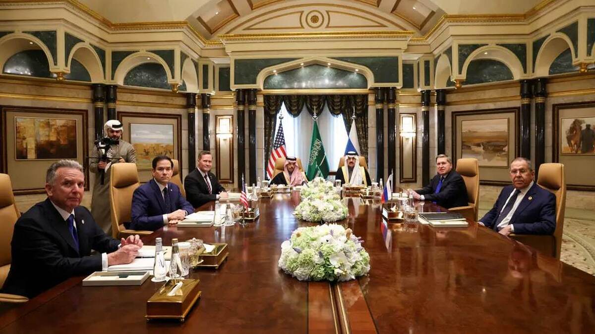 دیدار غول ها در ریاض / چرا سعودی میزبان مذاکرات روسیه - امریکا شد؟